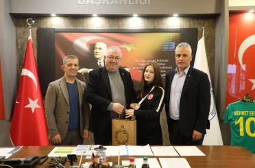 Edremit’in gururu Ecrin Yanıt’tan bir Türkiye Şampiyonluğu daha 