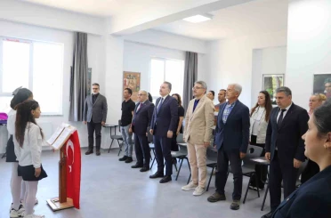 Edremit’te eğitime hayırsever desteği 