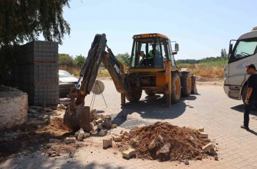 Efeler Belediyesi’nden Şehir Hastanesi yolunda çalışma 