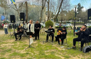 Efeler’de Anneler Günü coşkusu şenlikle taçlanacak 