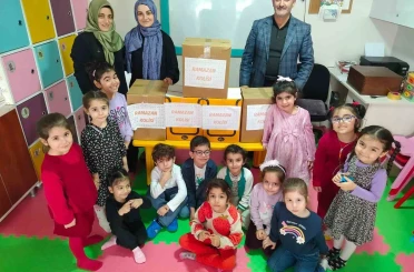 Efeler’de minikler Sakal-ı Şerif’i ziyaret etti 
