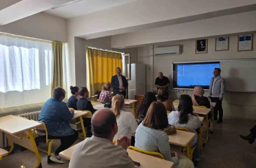 Efeler’de öğretmenler proje üretimi için bir araya geldi 