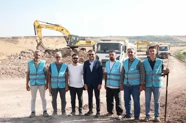 Eğil’de yol yapım çalışması
