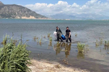 Eğirdir Gölü’nde 100 metrelik yasa dışı ağ ele geçirildi 