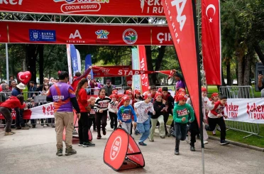 ‘Eker I Run 23 Nisan Çocuk Koşusu’ bayram sevincini sporla buluşturdu 