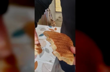Ekmekten paket lastiği çıktı 