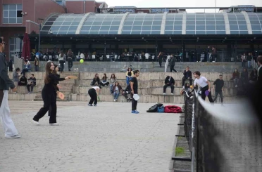 "Ekranı Bırak, Raketi Kap" etkinliğiyle teknoloji bağımlılığına karşı farkındalık oluşturuldu 