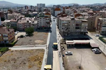 Elazığ’da 20 bin ton sıcak asfalt kullanılarak 12 kilometrelik alan yenilendi

