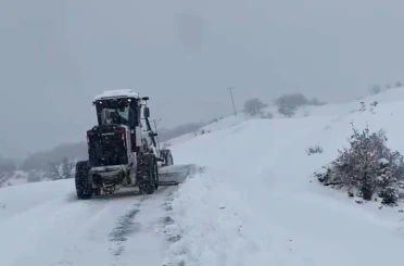 Elazığ’da 407 köy yolunda çalışmalar sürüyor 