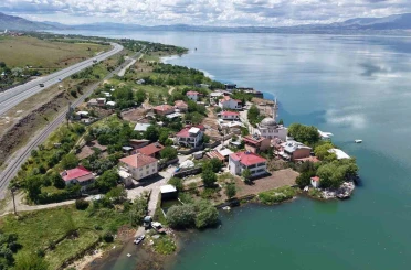 Elazığ’da kuraklık alarmı veren nokta yeniden suya gömüldü 