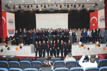 Elazığ’da Öğretmenler Günü kutlandı 