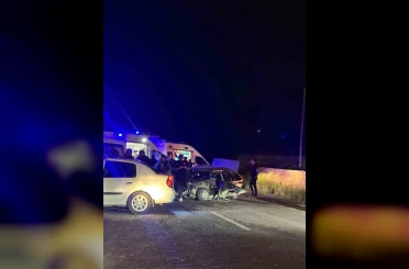 Elazığ’da otomobil ile traktör çarpıştı: 5 yaralı 
