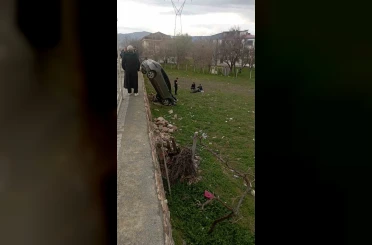 Elazığ’da otomobil şarampole uçtu: 1 yaralı 