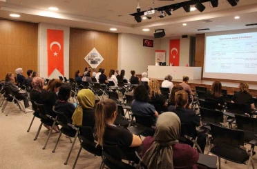 Elazığ’da sağlık çalışanlarına eğitim verildi 