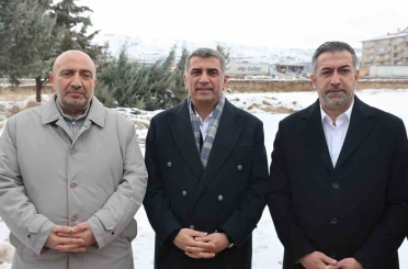 Elazığ’da siyasiler, yeni hastane için tek yumruk oldu 