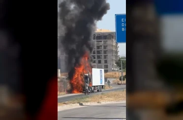 Elazığ’da tır alevlere teslim oldu 