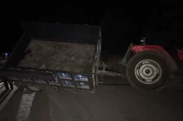 Elazığ’da traktörle otomobil çarpıştı: 3’ü ağır 10 yaralı 