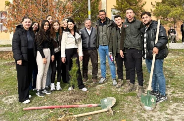 Emet MYO’da fidan dikim etkinliği 