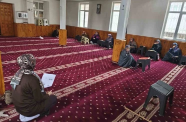 Emet’te "Şiddetin Türleri ve Sosyal Hizmetlerin Çalışmaları" konulu bilgilendirme etkinliği 