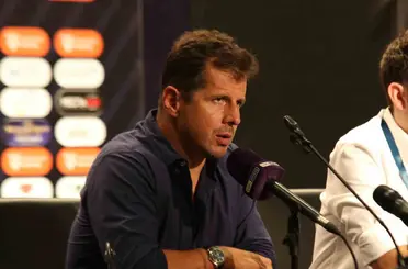 Emre Belözoğlu: "Futbol, anları çok doğru oynamanız gereken bir oyun"
