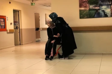 Emzirdiği bebeği soluksuz kalıp öldü 
