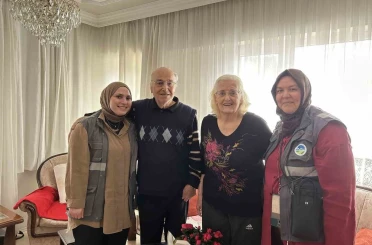 Engelleri sevgiyle aştılar: 65 yıllık evlilik Sakarya Büyükşehirle kutlandı 
