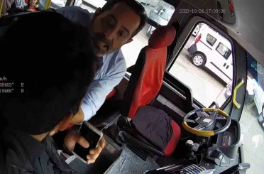 Engelli bireyi önce otobüsten indirdi, sonra darp etmeye çalıştı 