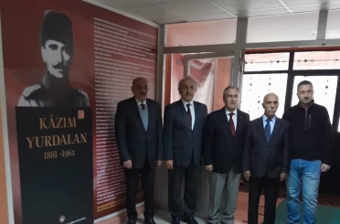 ER-VAK’tan Kazım Yurdalan Ortaokulu’na kültür hizmeti 