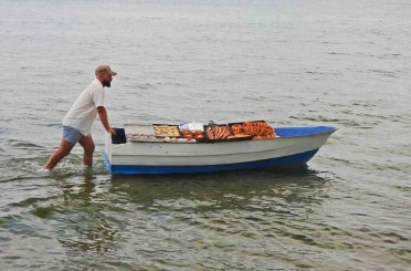 Erdek’te yaz turizmi hız kesmiyor, sahiller hafta sonu doluyor 