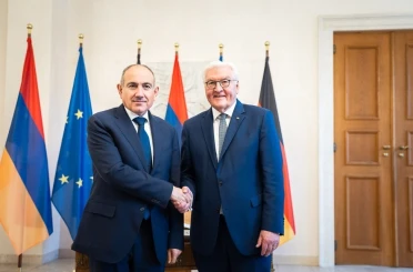 Ermenistan Başbakanı Paşinyan, Almanya Cumhurbaşkanı Steinmeier ile görüştü 