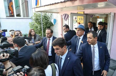 Ermenistan Başbakanı Paşinyan: "Türkiye ile diplomatik ilişkilerin kurulmasını bekliyorum" 