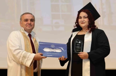ERÜ Mimarlık Fakültesi’nde mezuniyet sevinci 