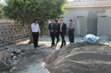 Erzin Mustafalı Camii’ndeki restorasyon çalışmaları sürüyor 