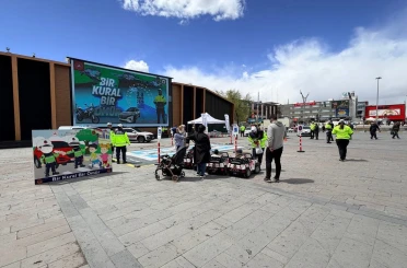 Erzincan’da uygulamalı trafik eğitimi verildi 
