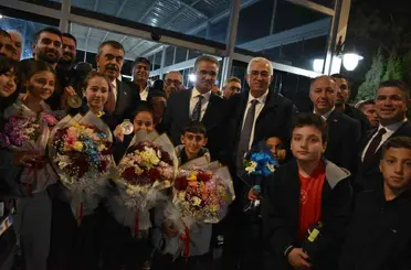 Erzurum şampiyonları bağrına bastı

