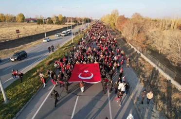 Erzurum’da 148 yıl önceki kahramanlık ruhu bir kez daha yaşatıldı 