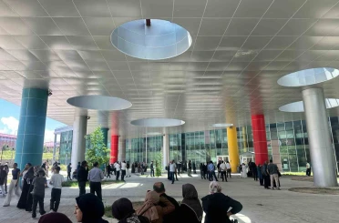 Erzurum’da kapılar kapanırken nefesler tutuldu: YKS’de son dakika koşusu kamerada 