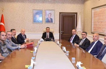 Erzurum’da sahipsiz hayvanlar için tarihî iş birliği 