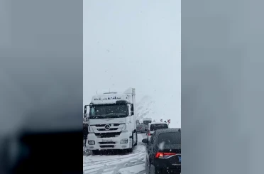 Erzurum’da ulaşıma kar engeli 