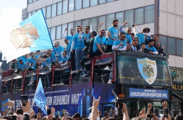 Erzurumspor FK’dan şampiyonluk turu 