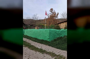 Eşankara Dede türbesinde bakım çalışmaları 