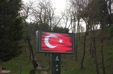 Esenler ay yıldızlı bayrağa büründü 