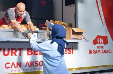 Esenyurt Belediyesi YKS maratonunda öğrencilerin yanında oldu 