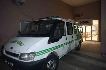 Eşini öldürdükten sonra kendini vurmuştu, tedavi gördüğü hastanede öldü 