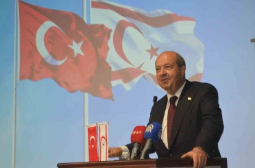 Eski KKTC Cumhurbaşkanı Tatar: "Ana vatan, yavru vatan, mavi vatan ve gök vatan anlayışıyla geleceğe güçlü adımlarla yürüyoruz" 