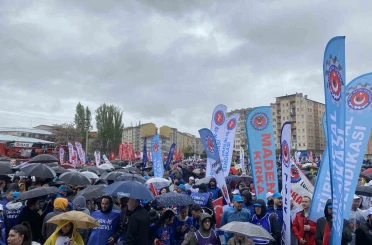 Eskişehir’de 1 Mayıs 2 bin kişi ile kutlandı 