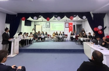 Eskişehir’de gençler Kur’an-ı Kerim Güzel Okuma ve Dini Bilgileri yarışmasında ter döktü 
