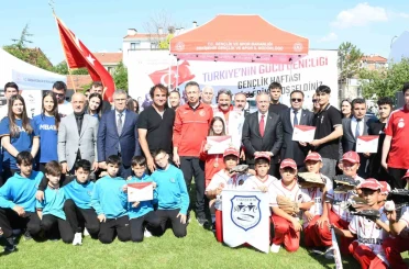 Eskişehir’de ’Gençlik ve Spor Şöleni’ gerçekleştirildi 