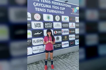 Eskişehirli tenisçi Zonguldak’ta şampiyon oldu 