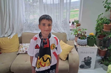 Eskişehirspor-Ayvalıcgücü maçına bilet bulamayan fanatik Eren çok üzgün 